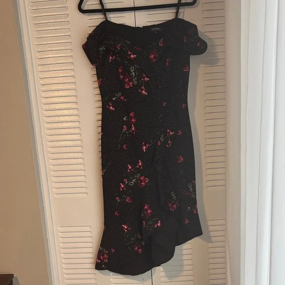 Le Château Black Floral Off-Shoulder Asymmetrical Dress - Picture 2 of 16